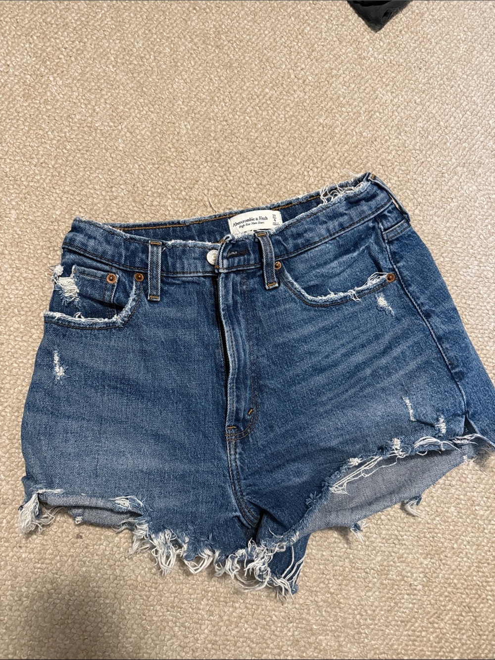 Abercrombie & Fitch High-Rise Mom Shorts in Dark Blue Denim